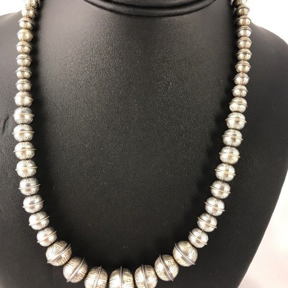 COPY - Hand Stamped Bench Navajo Pearls Graduated… - Picture 5 of 8